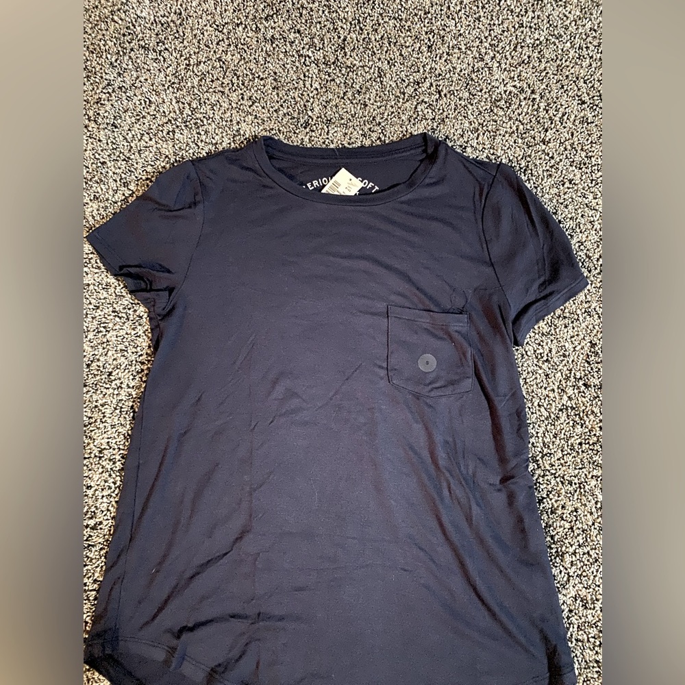 Aeropostale tshirt size small